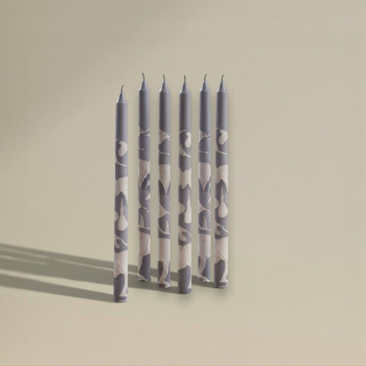 Dining candle 22x400mm splashed packet of 6