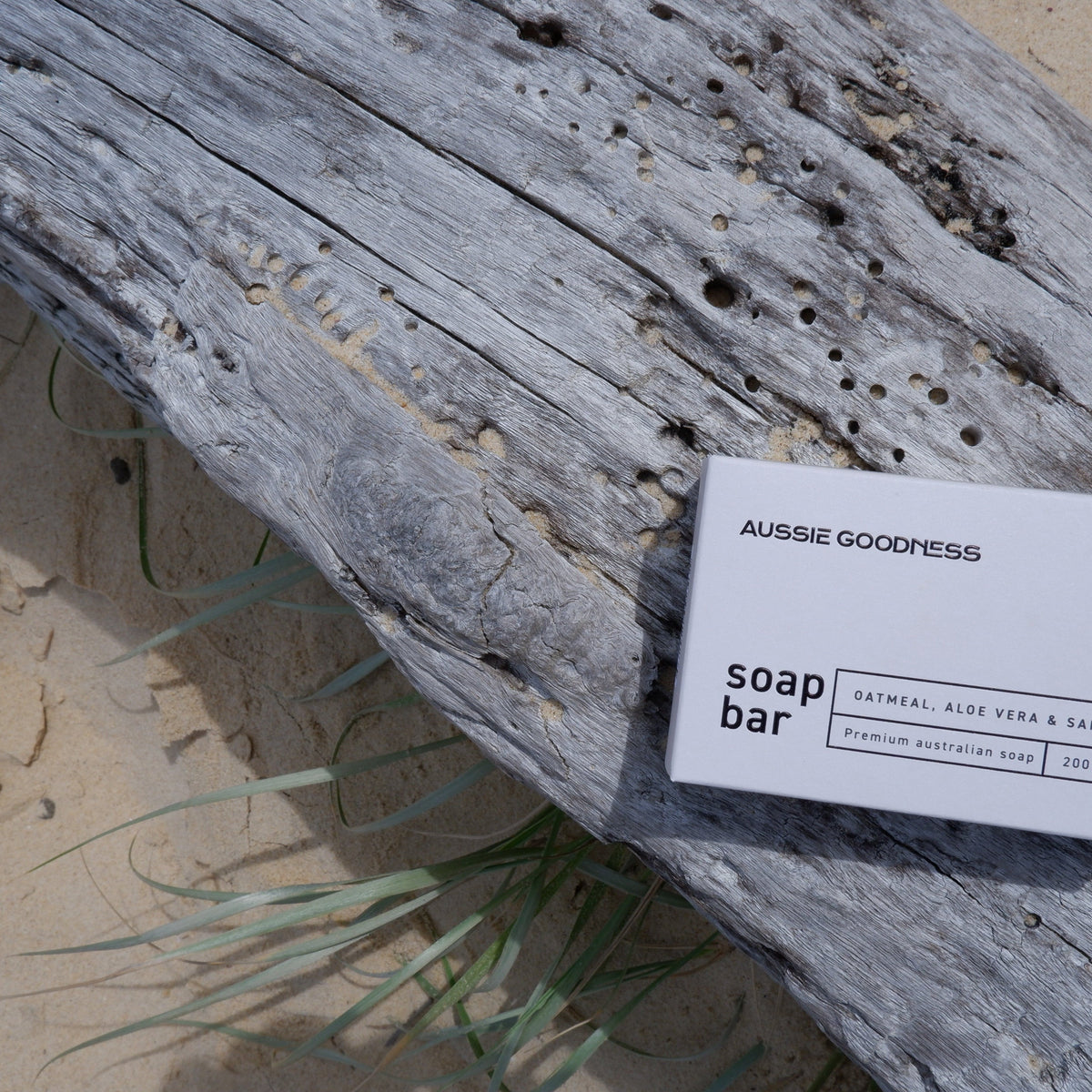 Premium Australian Oatmeal, Aloe Vera & Sandalwood Soap Bar | 200g |